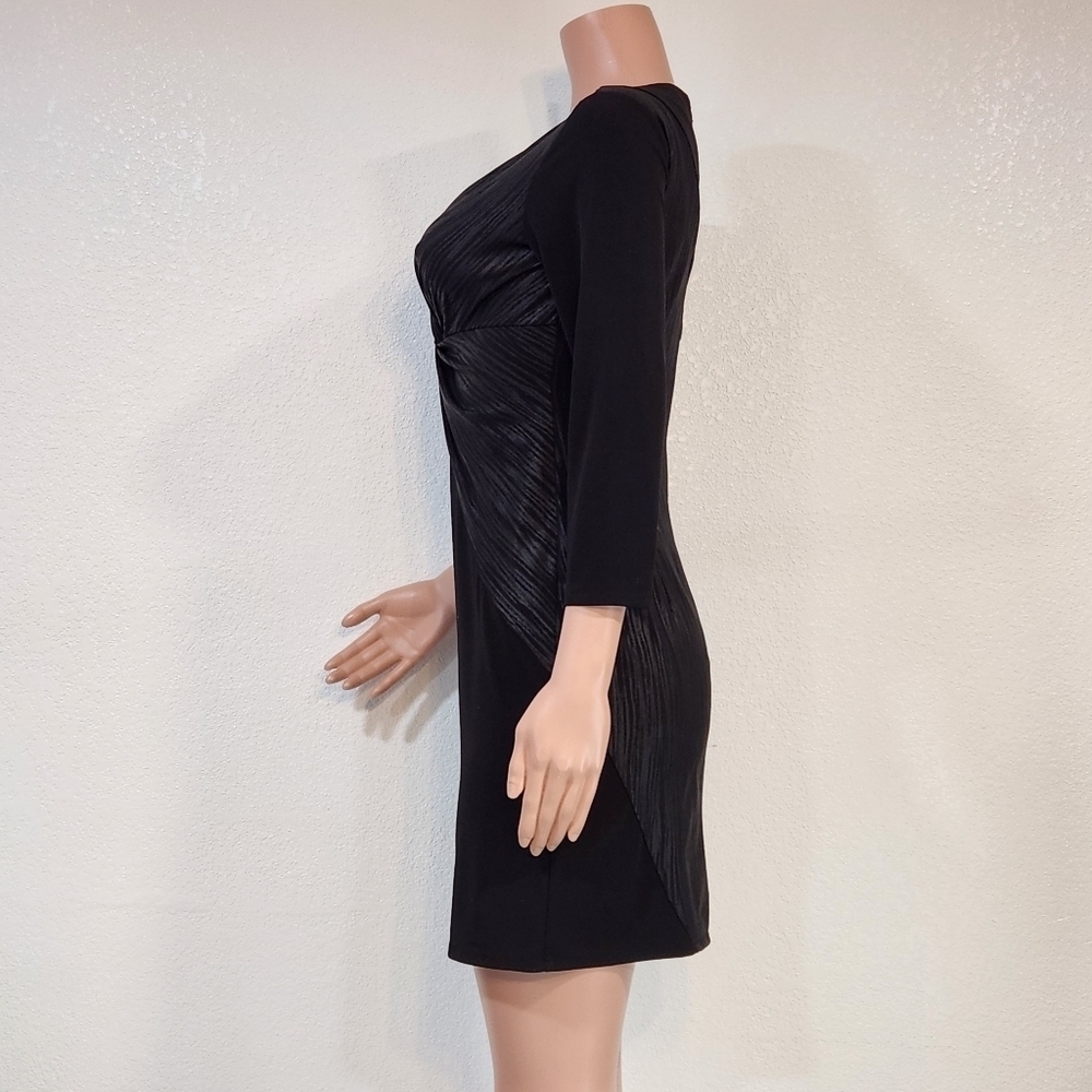 Donna Morgan 3/4 Sleeve Ruched Little Black Dress Sz 4 - Picture 6 of 11